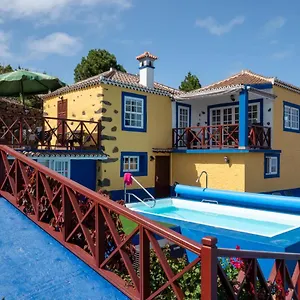  Сasa de vacaciones Casa Alba, Casa Rústica En La Colina Con Piscina-spa Climatizada Y Vistas Al Mar